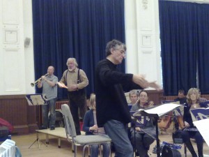 John Hancorn rehearsing with Sir John Tomlinson, Lewes Town Hall